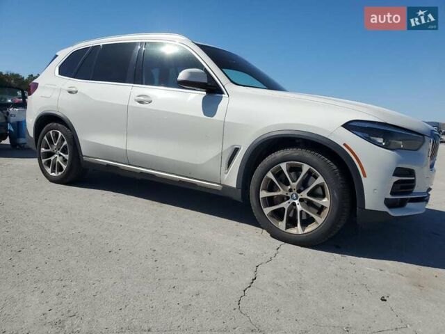 Белый БМВ Х5, объемом двигателя 3 л и пробегом 94 тыс. км за 26000 $, фото 3 на Automoto.ua
