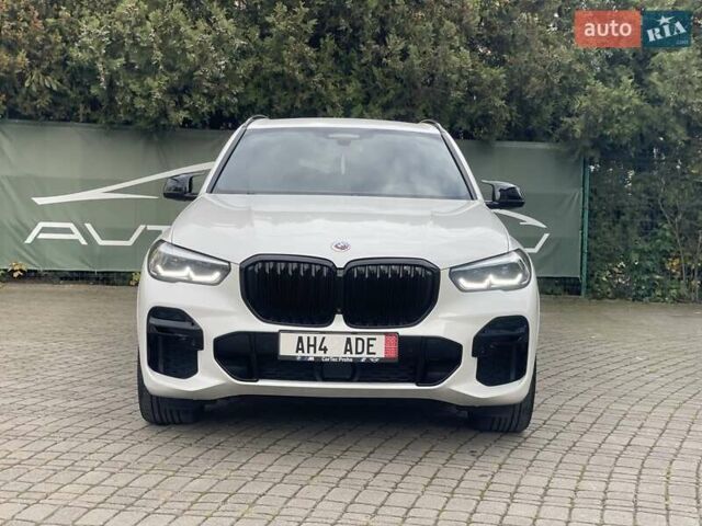 БМВ Х5 2022 в Черновцах на Automoto.ua Белый БМВ Х5, объемом двигателя 3 л и пробегом 95 тыс. км за 73000 $, фото 3 на Automoto.ua