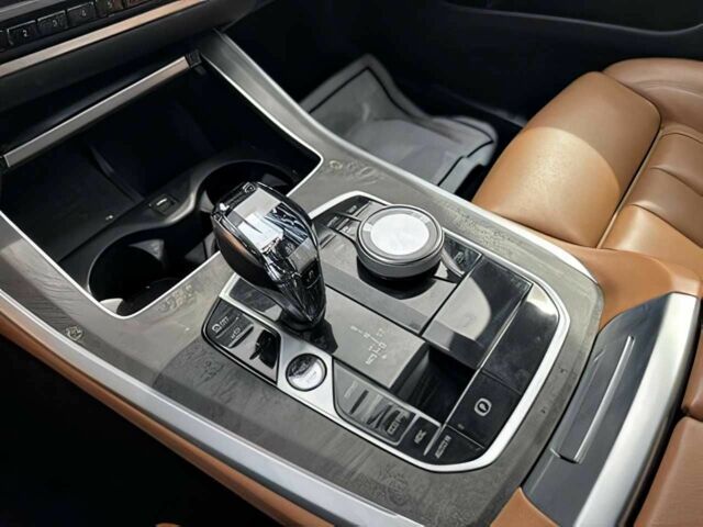 Белый БМВ Х5, объемом двигателя 3 л и пробегом 10 тыс. км за 29700 $, фото 11 на Automoto.ua