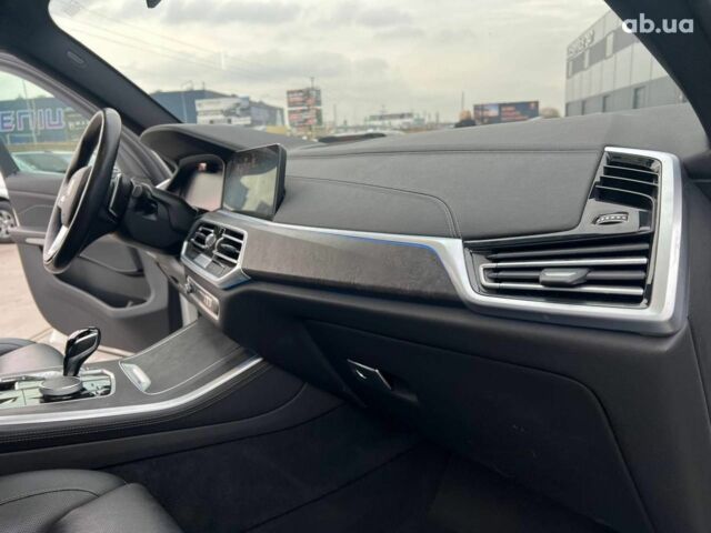 Білий БМВ Х5, об'ємом двигуна 3 л та пробігом 44 тис. км за 66290 $, фото 44 на Automoto.ua