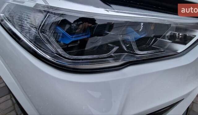 Белый БМВ Х5, объемом двигателя 3 л и пробегом 89 тыс. км за 82000 $, фото 14 на Automoto.ua