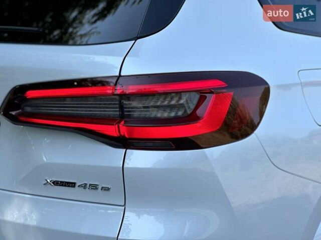 Белый БМВ Х5, объемом двигателя 3 л и пробегом 27 тыс. км за 67500 $, фото 33 на Automoto.ua