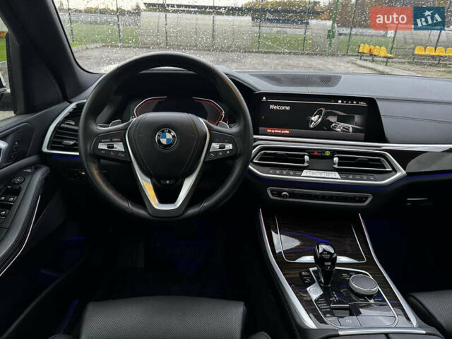 Белый БМВ Х5, объемом двигателя 3 л и пробегом 19 тыс. км за 57000 $, фото 12 на Automoto.ua