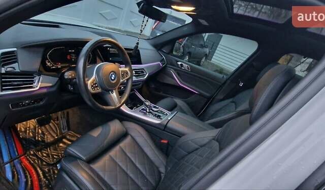 Белый БМВ Х5, объемом двигателя 3 л и пробегом 89 тыс. км за 82000 $, фото 3 на Automoto.ua