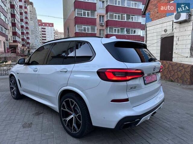 Білий БМВ Х5, об'ємом двигуна 3 л та пробігом 40 тис. км за 75000 $, фото 14 на Automoto.ua