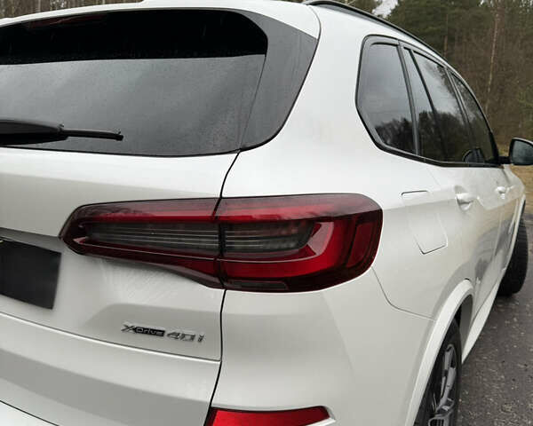 Білий БМВ Х5, об'ємом двигуна 3 л та пробігом 92 тис. км за 72000 $, фото 3 на Automoto.ua
