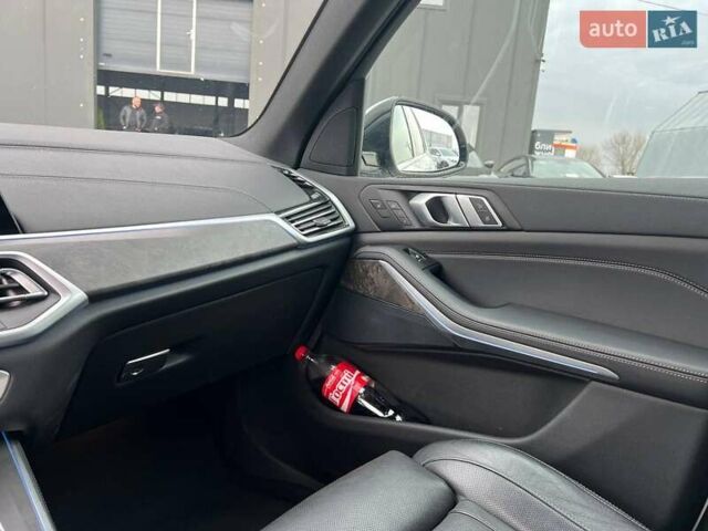 Белый БМВ Х5, объемом двигателя 3 л и пробегом 44 тыс. км за 66290 $, фото 34 на Automoto.ua