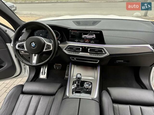 Белый БМВ Х5, объемом двигателя 3 л и пробегом 24 тыс. км за 74800 $, фото 25 на Automoto.ua