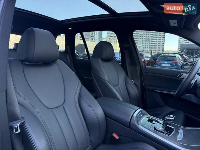Белый БМВ Х5, объемом двигателя 3 л и пробегом 90 тыс. км за 69000 $, фото 46 на Automoto.ua