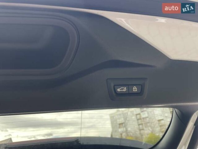 БМВ Х5 2022 в Черновцах на Automoto.ua Белый БМВ Х5, объемом двигателя 3 л и пробегом 95 тыс. км за 73000 $, фото 29 на Automoto.ua