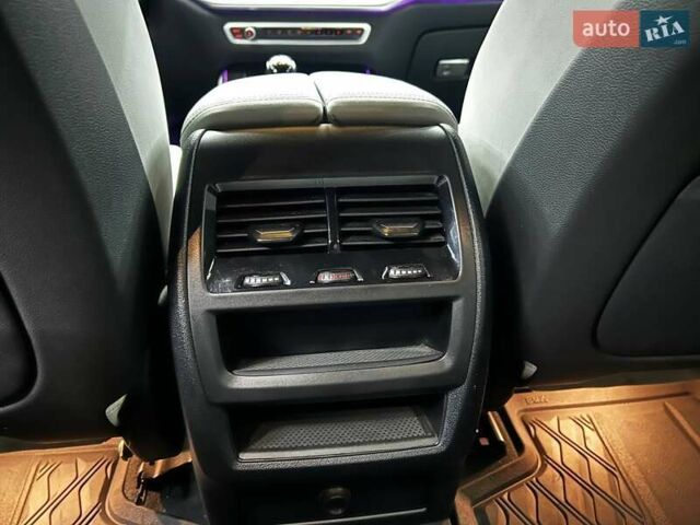 Белый БМВ Х5, объемом двигателя 3 л и пробегом 17 тыс. км за 68000 $, фото 17 на Automoto.ua