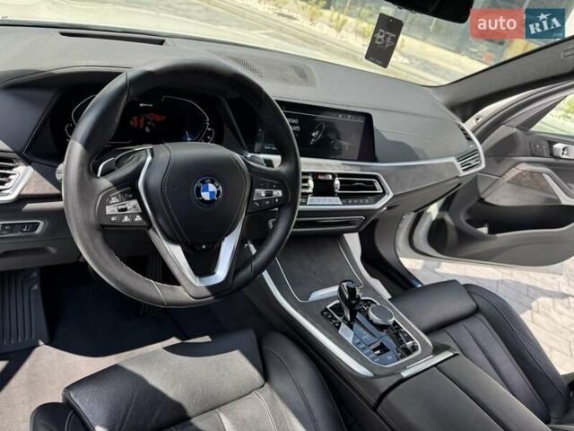 Белый БМВ Х5, объемом двигателя 3 л и пробегом 43 тыс. км за 66000 $, фото 13 на Automoto.ua