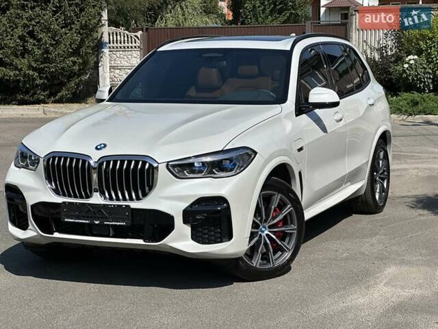 Белый БМВ Х5, объемом двигателя 3 л и пробегом 27 тыс. км за 67500 $, фото 46 на Automoto.ua