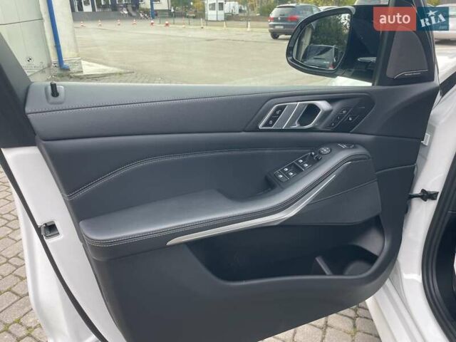 БМВ Х5 2022 в Черновцах на Automoto.ua Белый БМВ Х5, объемом двигателя 3 л и пробегом 95 тыс. км за 73000 $, фото 19 на Automoto.ua