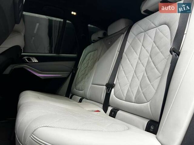 Белый БМВ Х5, объемом двигателя 3 л и пробегом 17 тыс. км за 68000 $, фото 19 на Automoto.ua