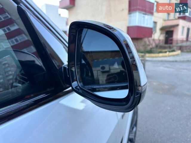 Білий БМВ Х5, об'ємом двигуна 3 л та пробігом 40 тис. км за 75000 $, фото 30 на Automoto.ua