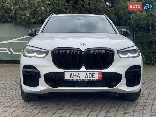 БМВ Х5 2022 в Черновцах на Automoto.ua Белый БМВ Х5, объемом двигателя 3 л и пробегом 95 тыс. км за 73000 $, фото 15 на Automoto.ua