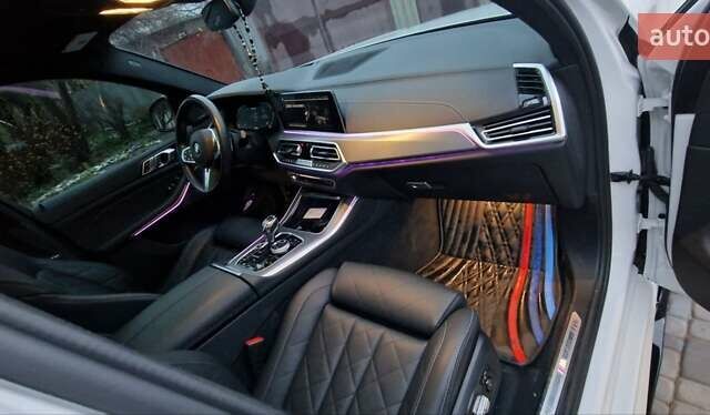 Белый БМВ Х5, объемом двигателя 3 л и пробегом 89 тыс. км за 82000 $, фото 10 на Automoto.ua