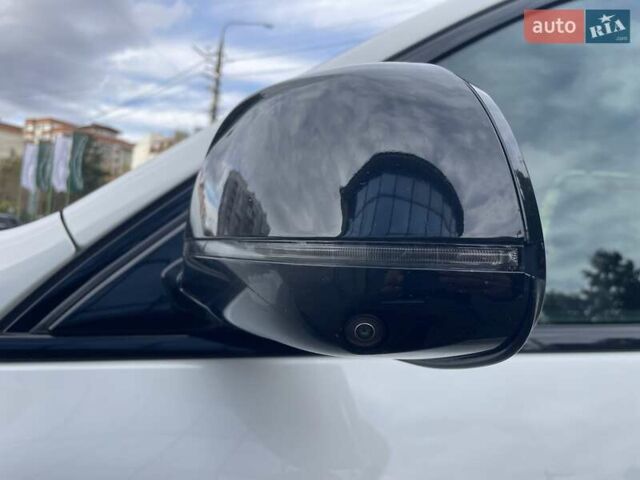 БМВ Х5 2022 в Черновцах на Automoto.ua Белый БМВ Х5, объемом двигателя 3 л и пробегом 95 тыс. км за 73000 $, фото 17 на Automoto.ua