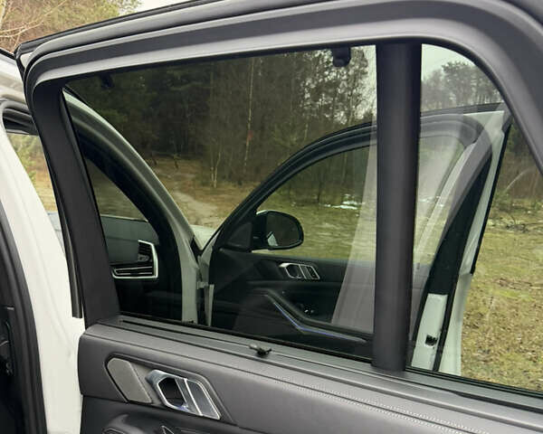Білий БМВ Х5, об'ємом двигуна 3 л та пробігом 92 тис. км за 72000 $, фото 30 на Automoto.ua