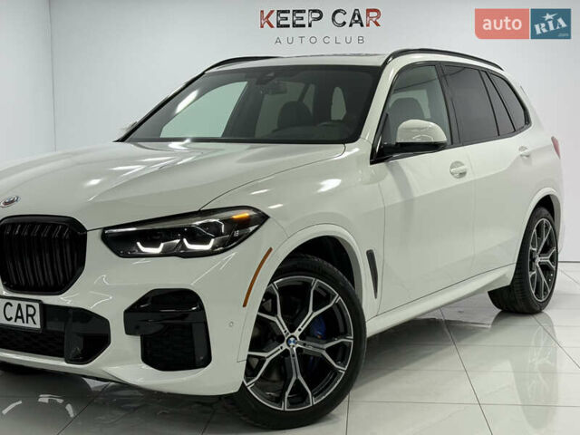 Белый БМВ Х5, объемом двигателя 3 л и пробегом 43 тыс. км за 62500 $, фото 2 на Automoto.ua