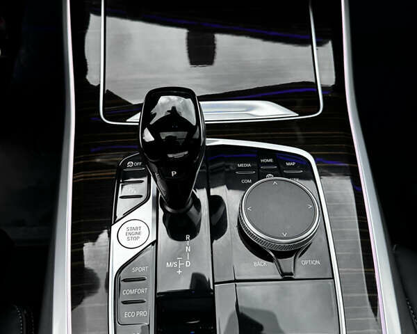 Белый БМВ Х5, объемом двигателя 3 л и пробегом 19 тыс. км за 57000 $, фото 14 на Automoto.ua