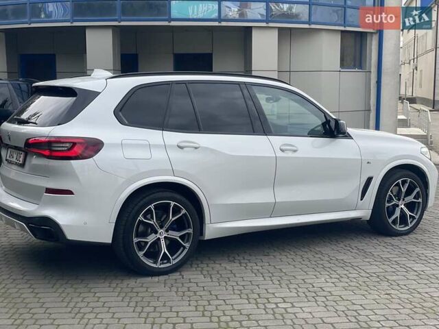 Белый БМВ Х5, объемом двигателя 3 л и пробегом 95 тыс. км за 73500 $, фото 12 на Automoto.ua