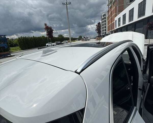 Белый БМВ Х5, объемом двигателя 3 л и пробегом 43 тыс. км за 66000 $, фото 27 на Automoto.ua