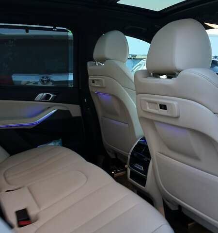 Белый БМВ Х5, объемом двигателя 3 л и пробегом 17 тыс. км за 64900 $, фото 10 на Automoto.ua