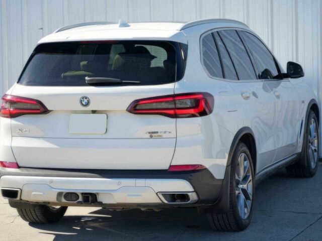 Белый БМВ Х5, объемом двигателя 3 л и пробегом 16 тыс. км за 45500 $, фото 7 на Automoto.ua