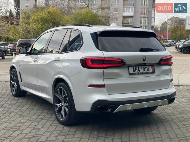 БМВ Х5 2022 в Черновцах на Automoto.ua Белый БМВ Х5, объемом двигателя 3 л и пробегом 95 тыс. км за 73000 $, фото 10 на Automoto.ua