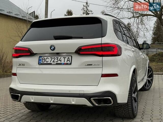 Білий БМВ Х5, об'ємом двигуна 3 л та пробігом 39 тис. км за 71000 $, фото 7 на Automoto.ua