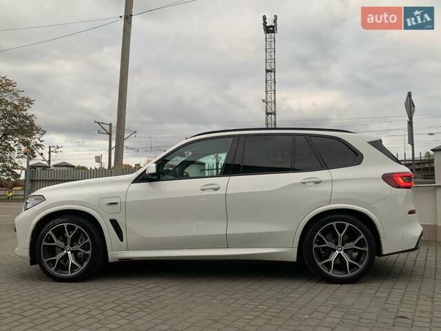 Белый БМВ Х5, объемом двигателя 3 л и пробегом 38 тыс. км за 76000 $, фото 6 на Automoto.ua