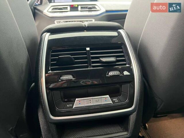 Белый БМВ Х5, объемом двигателя 3 л и пробегом 44 тыс. км за 66290 $, фото 38 на Automoto.ua