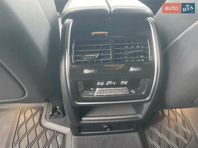 БМВ Х5 2022 в Черновцах на Automoto.ua Белый БМВ Х5, объемом двигателя 3 л и пробегом 95 тыс. км за 73000 $, фото 27 на Automoto.ua