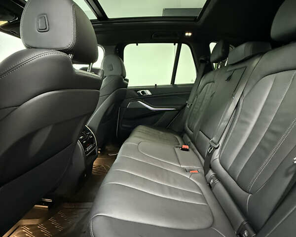 Белый БМВ Х5, объемом двигателя 3 л и пробегом 43 тыс. км за 62500 $, фото 36 на Automoto.ua