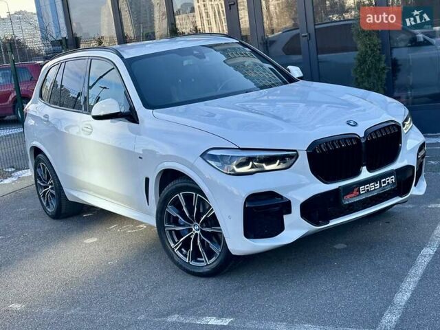 Белый БМВ Х5, объемом двигателя 3 л и пробегом 72 тыс. км за 67900 $, фото 12 на Automoto.ua