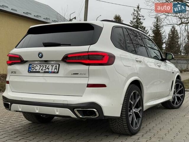 Білий БМВ Х5, об'ємом двигуна 3 л та пробігом 39 тис. км за 71000 $, фото 6 на Automoto.ua
