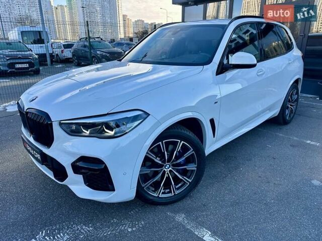 Белый БМВ Х5, объемом двигателя 3 л и пробегом 72 тыс. км за 67900 $, фото 24 на Automoto.ua