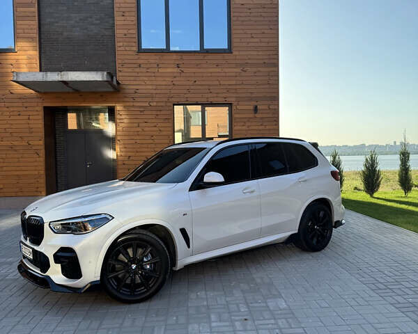 Белый БМВ Х5, объемом двигателя 2.99 л и пробегом 76 тыс. км за 76000 $, фото 4 на Automoto.ua