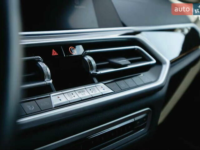 Белый БМВ Х5, объемом двигателя 3 л и пробегом 63 тыс. км за 74900 $, фото 23 на Automoto.ua