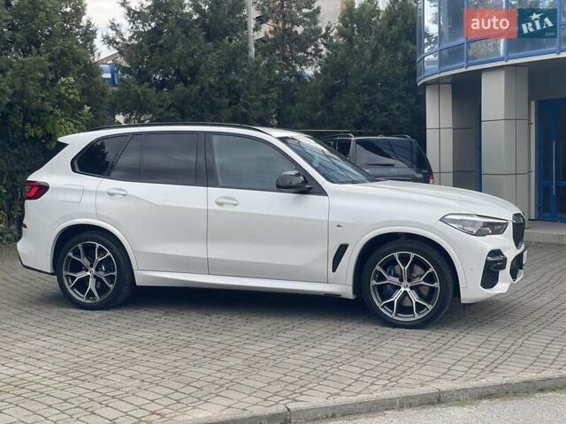 БМВ Х5 2022 в Черновцах на Automoto.ua Белый БМВ Х5, объемом двигателя 3 л и пробегом 95 тыс. км за 73000 $, фото 13 на Automoto.ua