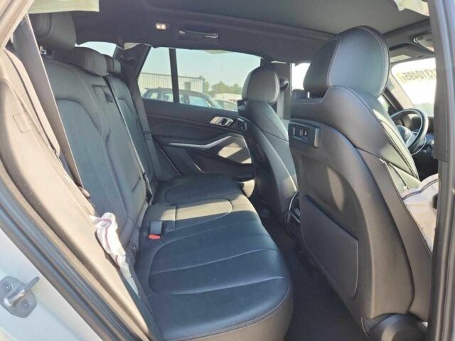 Белый БМВ Х5, объемом двигателя 3 л и пробегом 51 тыс. км за 23000 $, фото 8 на Automoto.ua