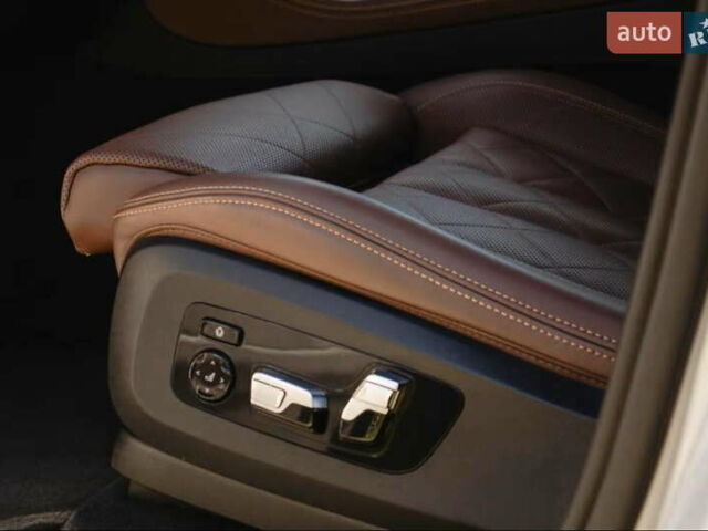 Белый БМВ Х5, объемом двигателя 3 л и пробегом 63 тыс. км за 74900 $, фото 18 на Automoto.ua