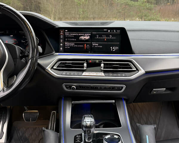 Білий БМВ Х5, об'ємом двигуна 3 л та пробігом 92 тис. км за 72000 $, фото 34 на Automoto.ua