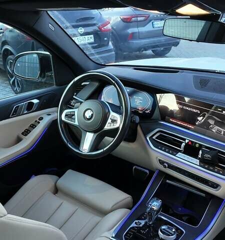 Белый БМВ Х5, объемом двигателя 3 л и пробегом 17 тыс. км за 64900 $, фото 8 на Automoto.ua