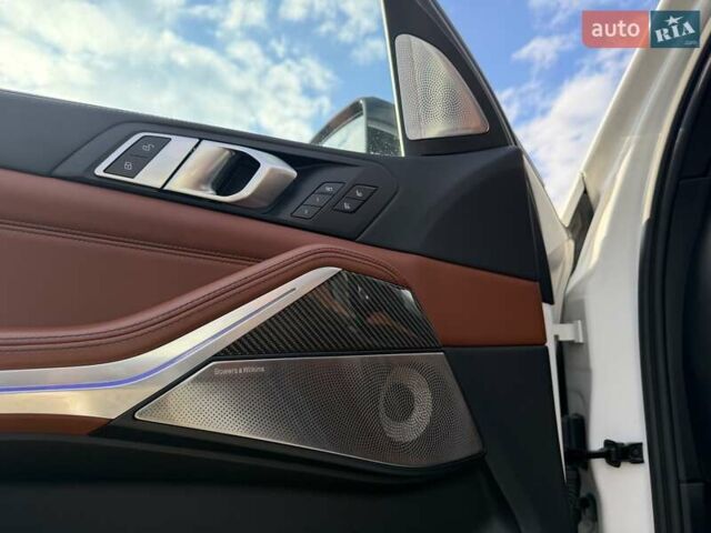 Білий БМВ Х5, об'ємом двигуна 4.39 л та пробігом 50 тис. км за 74000 $, фото 47 на Automoto.ua