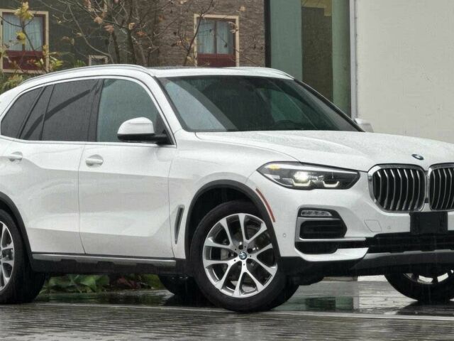 Белый БМВ Х5, объемом двигателя 3 л и пробегом 23 тыс. км за 25000 $, фото 2 на Automoto.ua