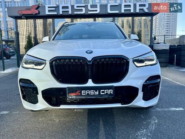 Белый БМВ Х5, объемом двигателя 3 л и пробегом 72 тыс. км за 67900 $, фото 13 на Automoto.ua