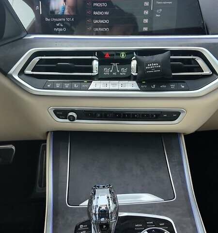 Белый БМВ Х5, объемом двигателя 3 л и пробегом 17 тыс. км за 64900 $, фото 14 на Automoto.ua